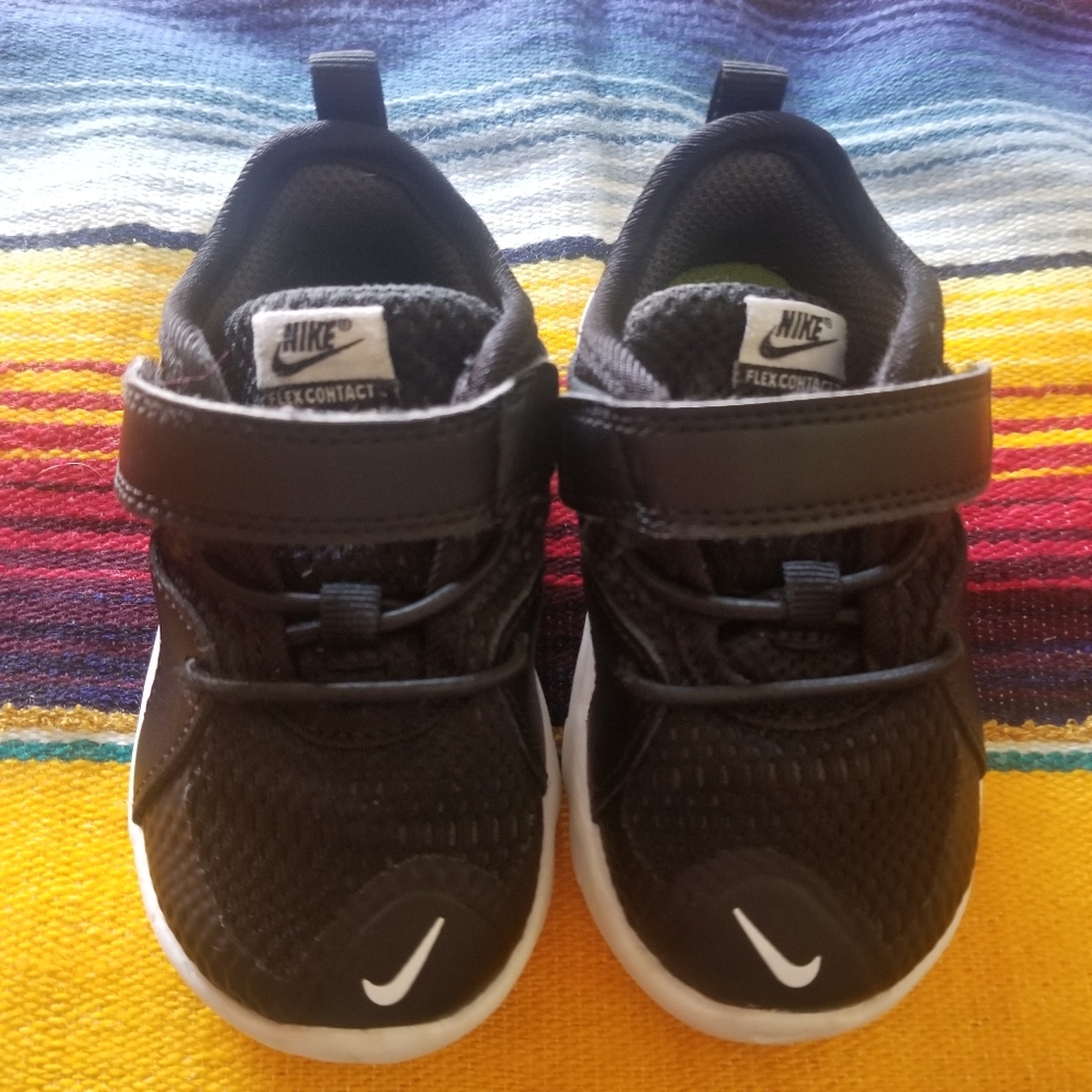 ❌SOLD❌Toddler Nike Flex Contact 3🌵